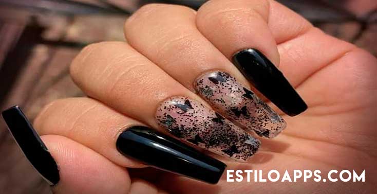 Mejores diseños de uñas acrílicas en negro? #【 2023 】